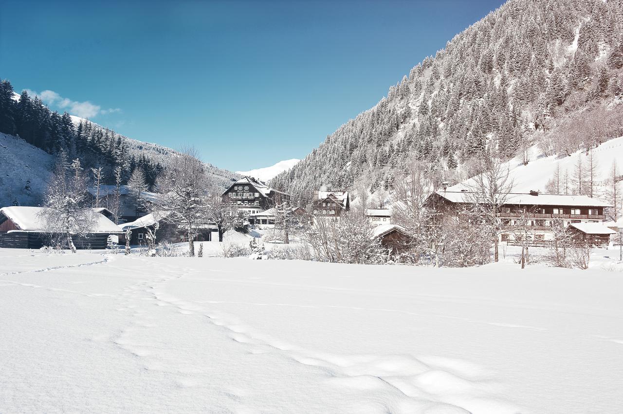 Gruener Baum Hotel Bad Gastein Bagian luar foto