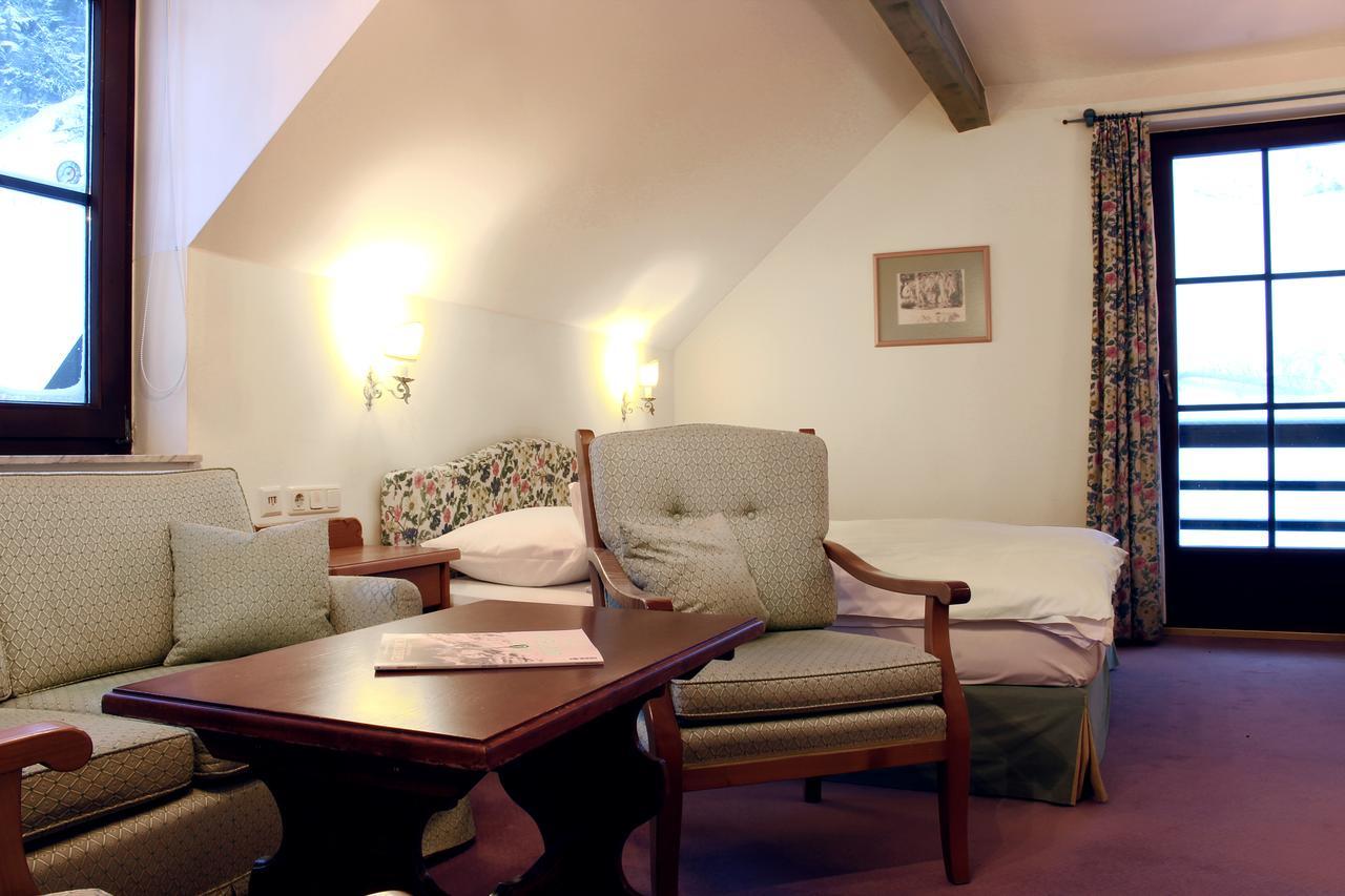 Gruener Baum Hotel Bad Gastein Ruang foto